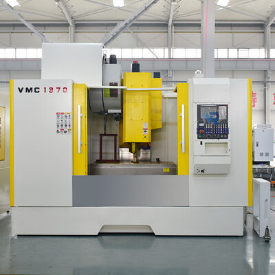 Fanuc Controller Vmc Drilling Machine 4 Axis New Vertical Machining Center VMC1370