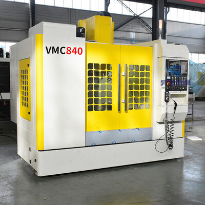 High Precision BT40 small CNC Milling Center Vertical Machining VMC840