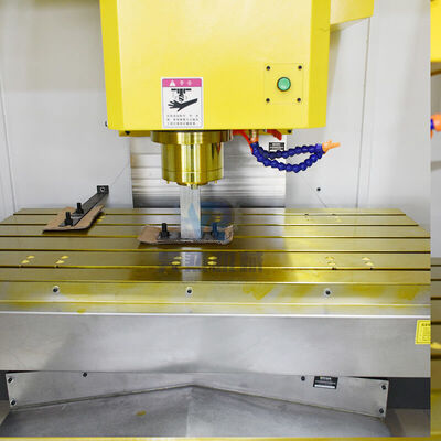 Vmc1370 3 Axis CNC Vertical Milling Center Machine VMC